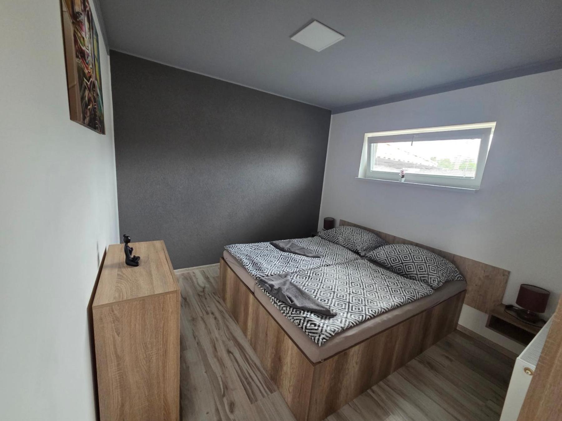 Alexej Apartmán *